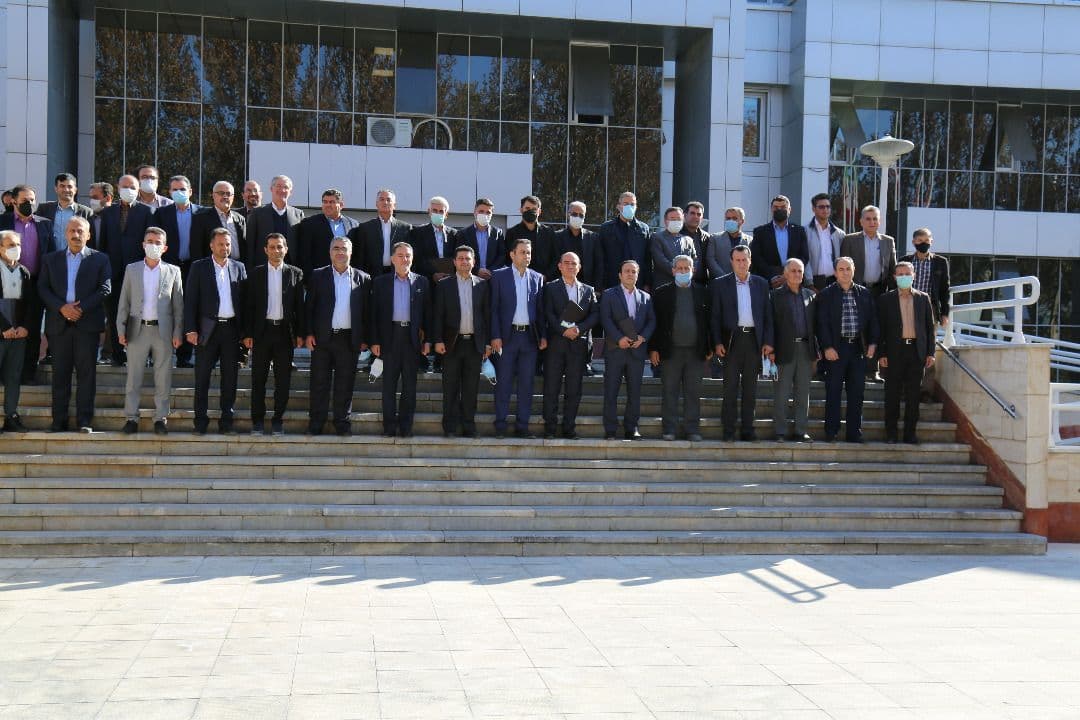 اعطای اعتبارنامه اعضای هیات مدیره دوره نهم سازمان نظام مهندسی ساختمان استان آذربایجان‌غربی